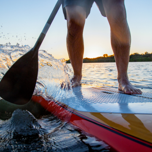 Paddle sur un lac du Haut-Jura